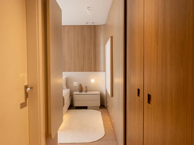 Imagem 8: Apartamento para Venda em Curitiba / Pr no Bairro Batel