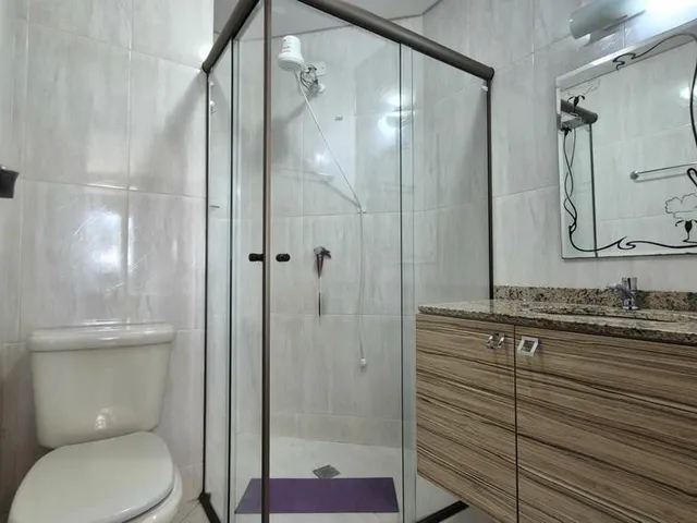Imagem 3: Apartamento para Venda em Curitiba / PR no bairro Bacacheri