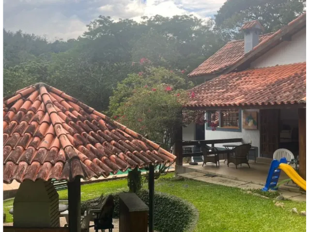 Imagem 2: Casa com 04 Suítes em Secretário - Petrópolis/Rj