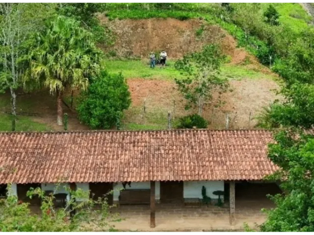 Imagem 6: Casa com 04 Suítes em Secretário - Petrópolis/Rj