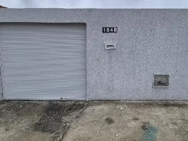 Imagem: A casa possui 2 Dormitórios, 1 Banheiro, 1 Vaga na