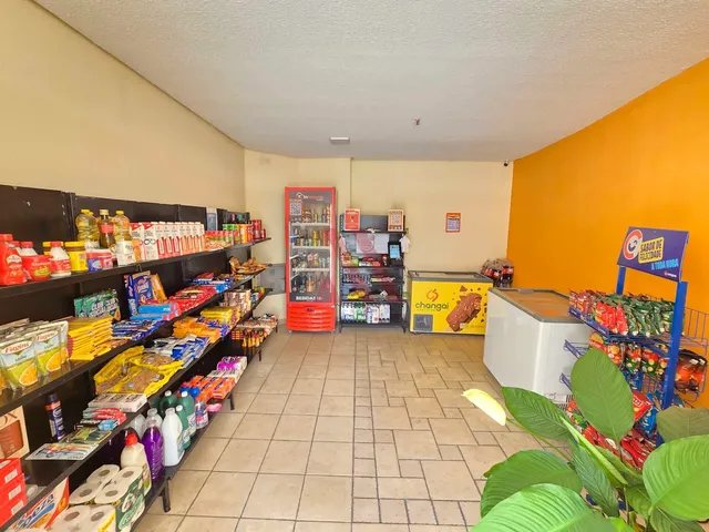 Imagem 12: Ilha da Madeira - Setor Aeroporto Apartamento 2 quartos montado em armários no