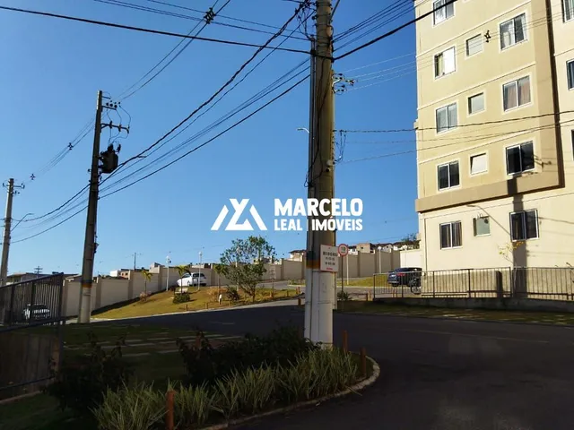 Imagem 6: Alugo, apto padrão de 1º andar com 2/4 e armários na cozinha em condomínio com