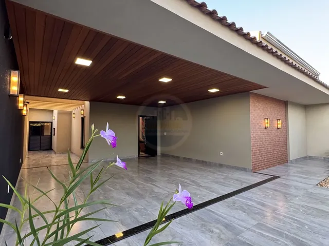 Imagem: Casa à venda no bairro Jardim Rasslem
