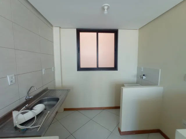 Imagem 3: Apartamento de 1 Quarto com Vaga na Garagem - Ed. Praça Nova
