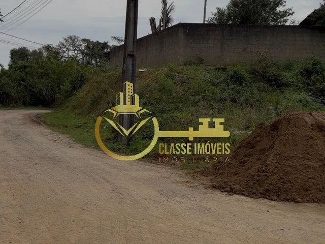 Imagem 2: Terreno à venda em Itajaí-SC, bairro Espinheiros, 200m² - Oportunidade única para