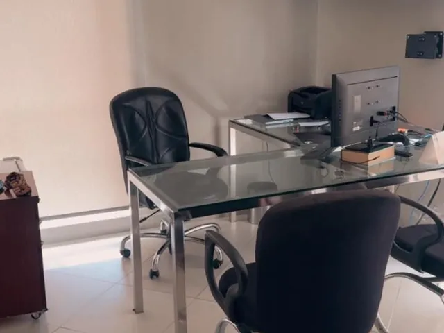 Imagem 8: Sala comercial Loja com 1 banheiro