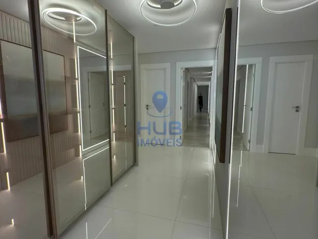 Imagem 16: Apartamento com 6 Dormitórios À Venda Sendo 5 Suítes, 345.9 M² por - R$ 17.500.000,00 - Centro - Bal. Camboriú/Sc