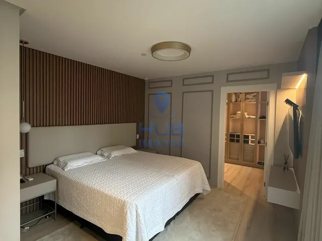 Imagem 3: Apartamento com 6 Dormitórios À Venda Sendo 5 Suítes, 345.9 M² por - R$ 17.500.000,00 - Centro - Bal. Camboriú/Sc