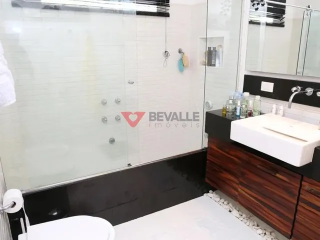 Imagem 8: Cobertura à venda em Laranjeiras: 310m², 4 quartos, 2 suítes