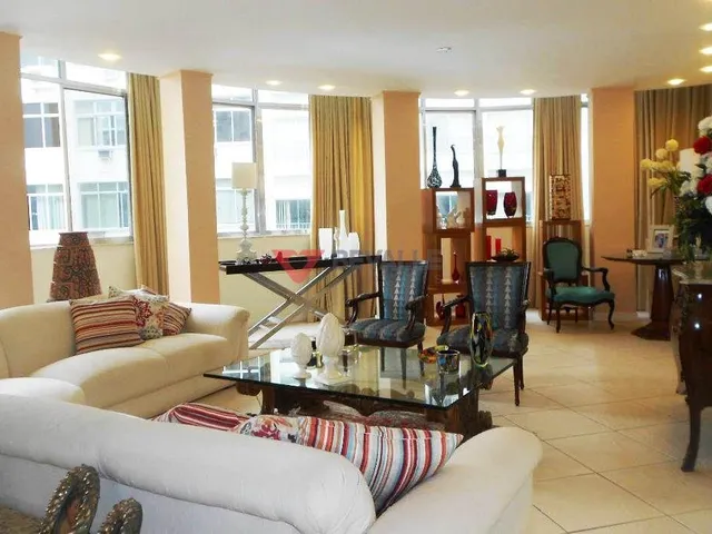 Imagem 2: Apartamento à Venda em Copacabana, 245m², 3 Quartos, R$1.990.000