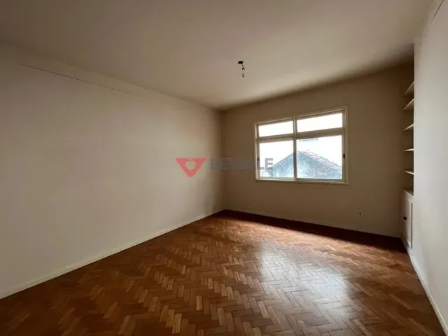 Imagem 11: Casa à venda em Laranjeiras: 350m², 7 quartos, 4 vagas