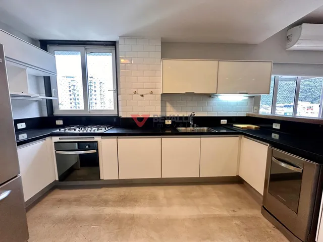 Imagem 3: Cobertura à venda no Humaitá: 252m², 4 quartos, 2 vagas