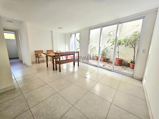 Imagem: Apartamento à Venda em Laranjeiras 3 quartos