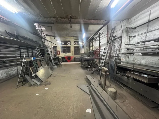 Imagem 15: Casa comercial à venda em Botafogo: 360m², 1 sala, banheiros