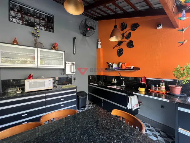 Imagem: Pousada (prédio) à venda no Catete 300m²