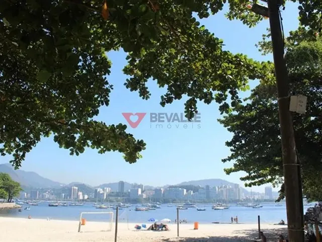 Imagem 2: Casa à venda na Urca: 500m², 5 quartos, 2 suítes, 4 quartos