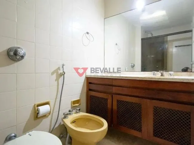 Imagem 15: Apartamento à venda na Urca RJ: 4 suítes, 252m², luxo e vista