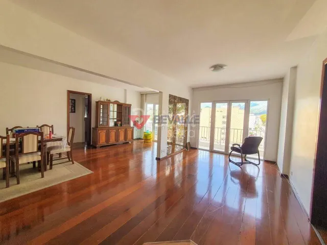 Imagem 13: Apartamento à Venda em Várzea, Teresópolis: 5 Quartos, 155m²