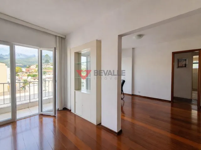 Imagem 9: Apartamento à Venda em Várzea, Teresópolis: 5 Quartos, 155m²