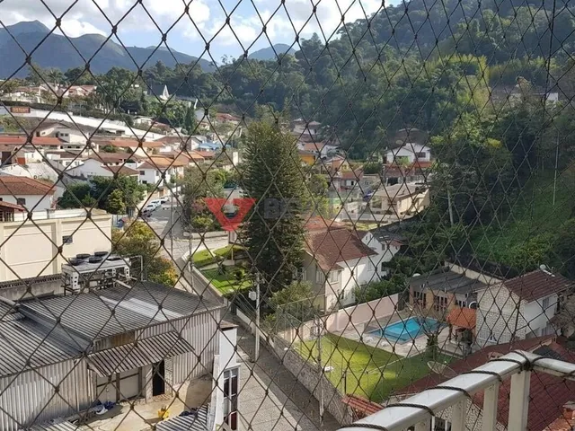Imagem 3: Apartamento à Venda em Várzea, Teresópolis: 5 Quartos, 155m²