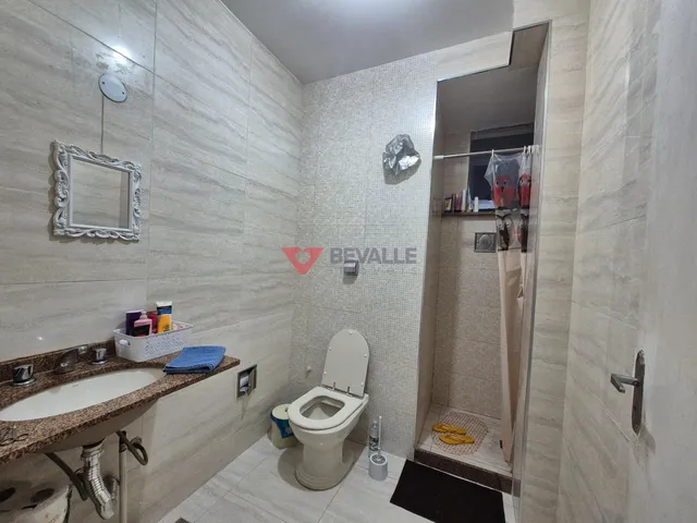 Imagem 15: Apartamento à Venda em Copacabana RJ, 2 Quartos, 75m²
