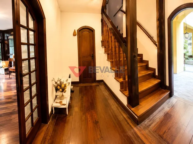 Imagem 9: Casa Duplex na Barra da Tijuca RJ com 6 Dormitórios e 5 Suítes
