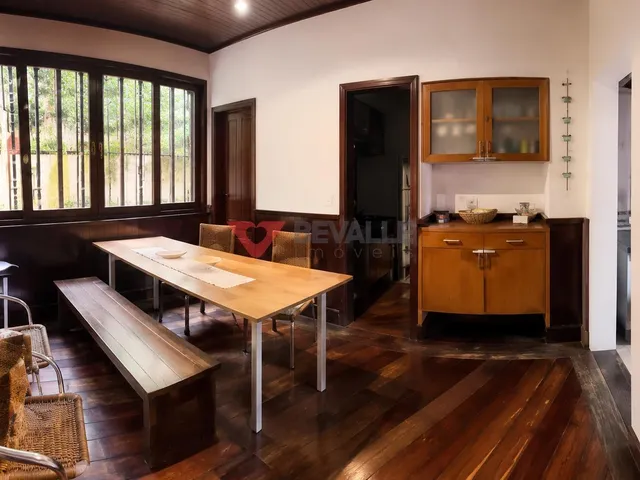 Imagem 4: Casa Duplex na Barra da Tijuca RJ com 6 Dormitórios e 5 Suítes
