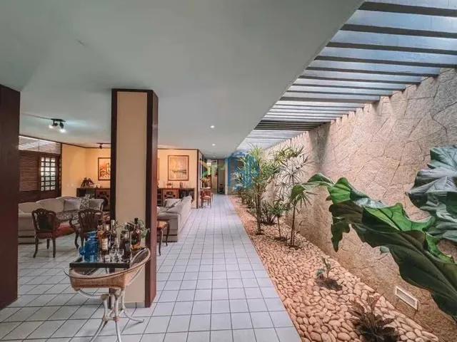 Imagem 12: Casa Candelária - Casa Alto Padrão / casa em Candelária confortável e muito espaço c