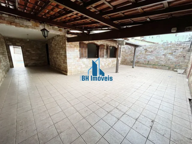 Imagem: Casa Linear 4 Quartos no Bairro Pedra Azul