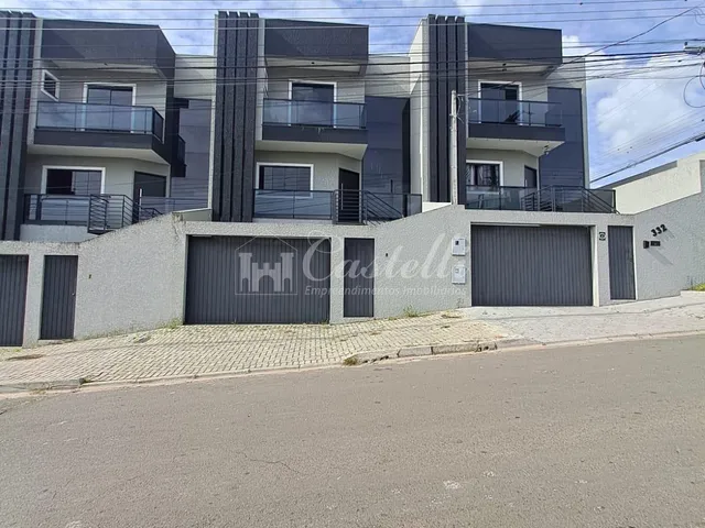 Imagem: Sobrado à venda, no Bairro Jardim Carvalho