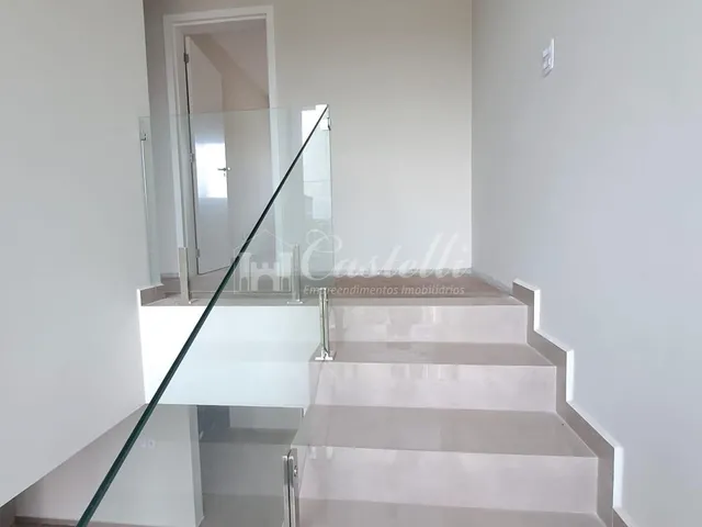 Imagem 11: Sobrado à venda, no Bairro Jardim Carvalho, PONTA GROSSA - PR