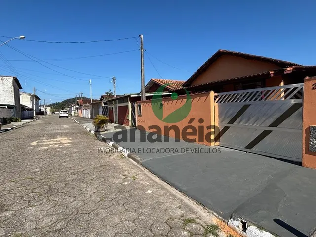 Imagem: Casa Confortável e Ampla com 5 Dormitórios