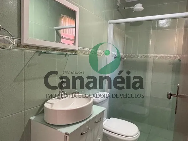 Imagem 6: Casa Confortável e Ampla com 5 Dormitórios para Venda no Bairro do Rocio em Cananéia/Sp
