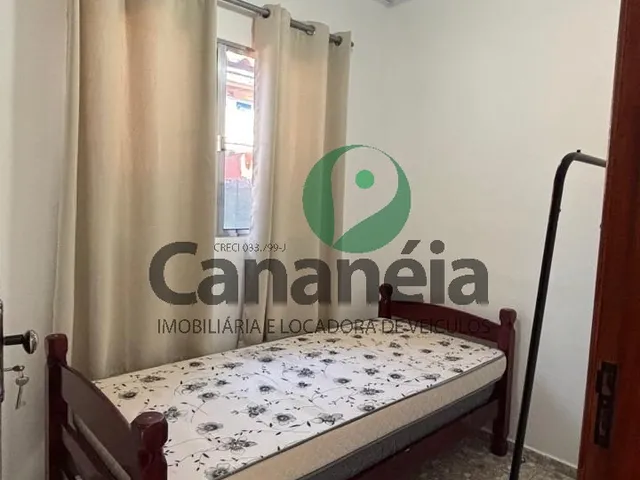 Imagem 3: Casa Confortável e Ampla com 5 Dormitórios para Venda no Bairro do Rocio em Cananéia/Sp