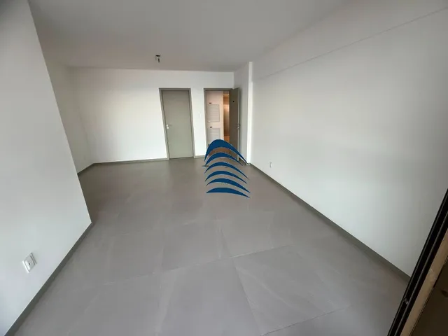 Imagem 6: OCEAN VIEW Apartamento com 3/4 sendo 1 suíte, frente mar à venda