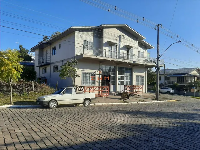 Imagem: Sala Comercial e Apartamentos no Bairro