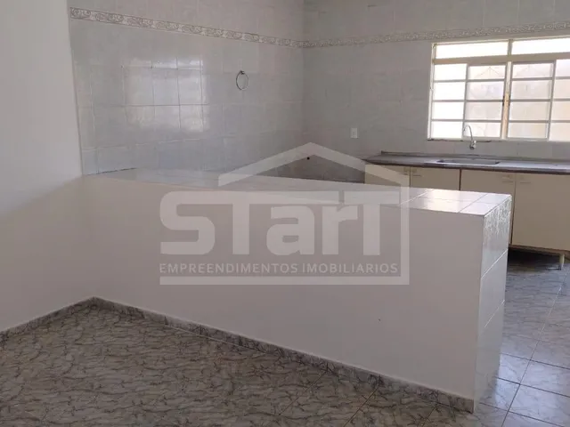 Imagem 3: Casa com 4 dormitórios para locação, Jardim Ipê, LAGOA SANTA - MG
