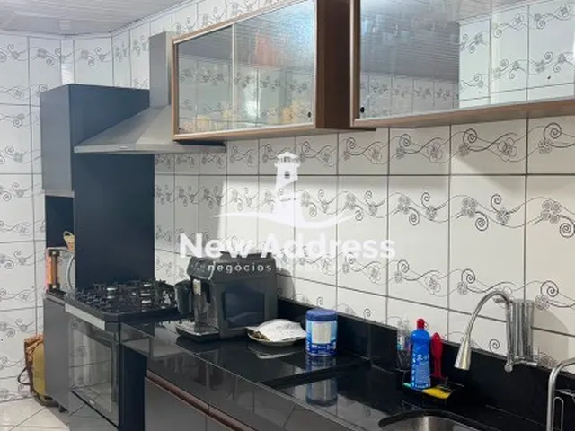 Imagem 11: Casa com área gourmet, churrasqueira e garagem para 2 carros