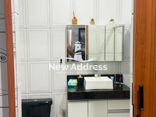 Imagem 12: Casa com área gourmet, churrasqueira e garagem para 2 carros