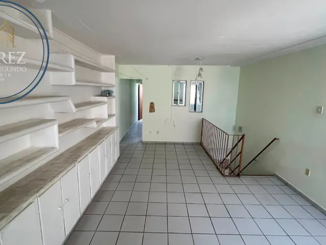 Imagem 13: Apto Duplex 3/4 nos Barris na Rua do Salete, Acesso de Escada, 1° Andar, Ótima Localização!