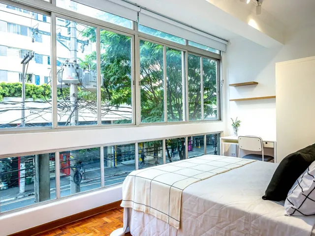Imagem 4: Apartamento para venda em Pinheiros com 4 quartos, sendo 1 suíte, 121m²
