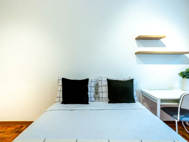 Imagem 16: Apartamento para venda em Pinheiros com 4 quartos, sendo 1 suíte, 121m²