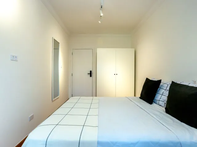 Imagem 14: Apartamento para venda em Pinheiros com 4 quartos, sendo 1 suíte, 121m²