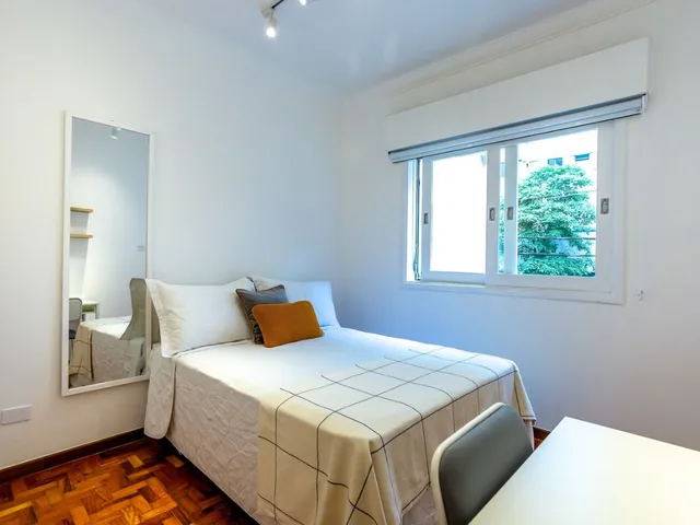 Imagem 9: Apartamento para venda em Pinheiros com 4 quartos, sendo 1 suíte, 121m²
