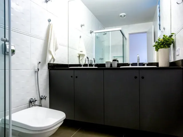 Imagem 12: Apartamento para venda em Pinheiros com 4 quartos, sendo 1 suíte, 121m²