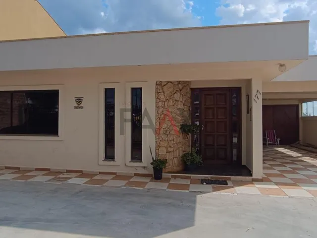 Imagem: Casa com 4 dormitórios para locação