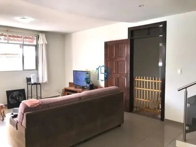 Imagem 15: Casa Duplex com Piscina e Área Gourmet | 4 Quartos | 2 Suítes