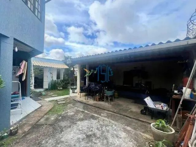 Imagem 4: CASA AMPLA COM 4 QUARTOS, SUÍTE E 360M² DE TERRENO À VENDA EM NEÓPOLIS!