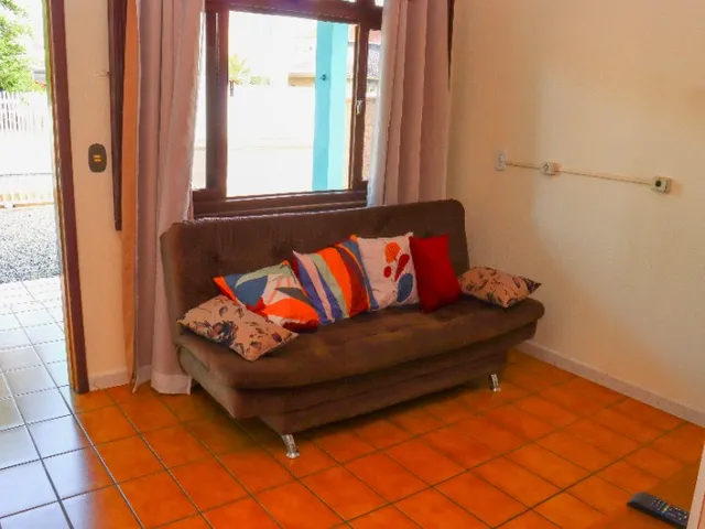 Imagem 13: Confira esta incrível casa à venda em Joinville-SC, no bairro Jardim Iririú: 3